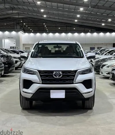 Toyota Fortuner GX 2023