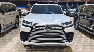 لكزس LX 600 2025