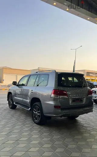 Lexus LX 570 2009