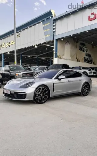بورشه باناميرا 2021