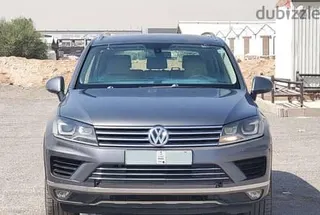 فولكس واجن Touareg 2015