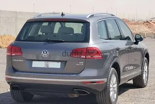 فولكس واجن Touareg 2015