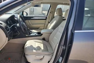فولكس واجن Touareg 2015