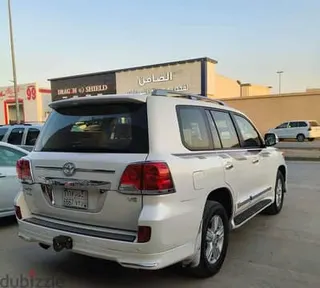 تويوتا لاند كروزر GXR 2014