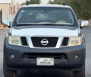 نيسان باثفايندر 2010