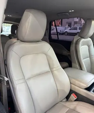 لينكون Aviator 2021