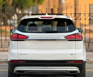 Geely Azkarra 2021