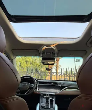 Geely Azkarra 2021