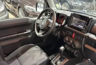 Suzuki Jimny 2025