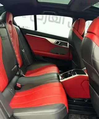 بي إم دبليو 8 Series 2024