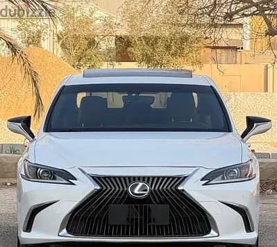 Lexus ES 300 2021