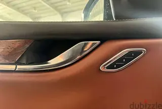 مازيراتي Quattroporte 2016