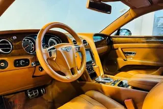 Bentley Flying Spur 2015