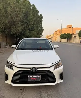 تويوتا يارس 2023