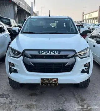 إيسوزو ديماكس 2023