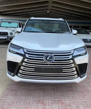 لكزس LX 600 2025