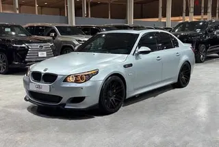 بي إم دبليو M5 2009