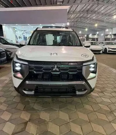 Mitsubishi Debonair 2026