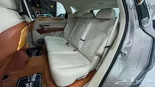 بنتلي Bentayga 2019