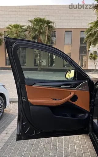 بي إم دبليو X4 2023