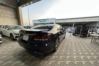 لكزس LS 460 2023