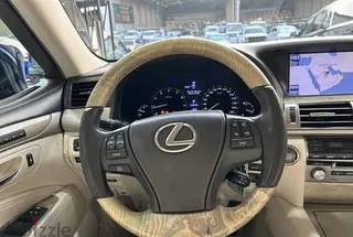 لكزس LS 460 2023