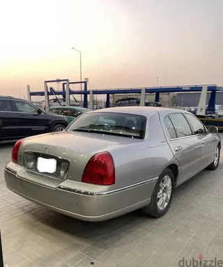 Lincoln Town Car 2007