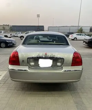 Lincoln Town Car 2007