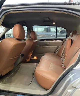 Lincoln Town Car 2007