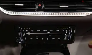 Bestune B70 2027