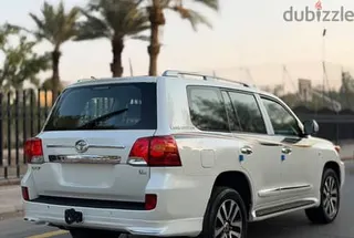 Toyota Land Cruiser GXR 2011