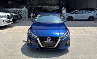 Nissan Altima 2021
