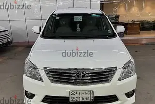 تويوتا Innova 2012