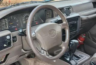 تويوتا لاند كروزر VXR 1996