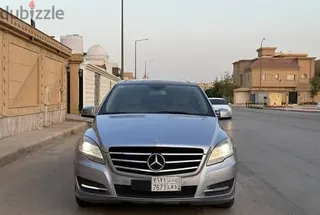 مرسيدس بنز R 300 2011