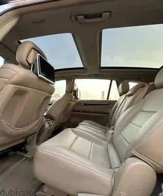 مرسيدس بنز R 300 2011
