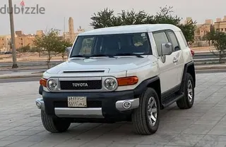 تويوتا FJ Cruiser 2016