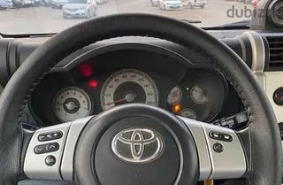تويوتا FJ Cruiser 2016
