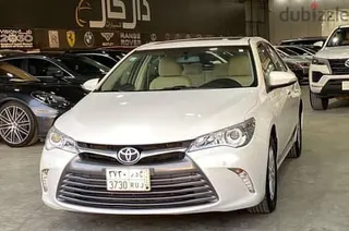 تويوتا كامري GLX 2017