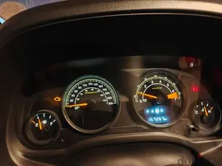 جيب شيروكي 2015