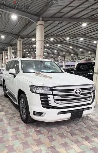 تويوتا لاند كروزر 2024