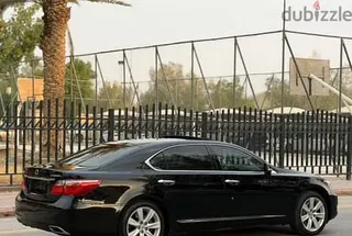 Lexus LS 2010