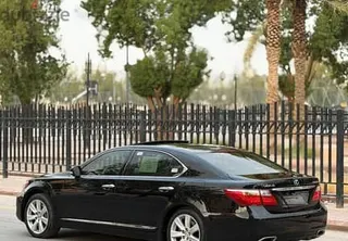 Lexus LS 2010