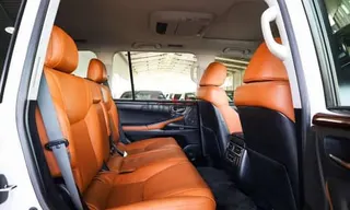 لكزس LX 570 2011