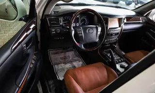 لكزس LX 570 2011