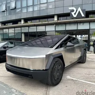 تيسلا Cybertruck 2025