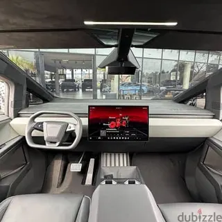 تيسلا Cybertruck 2025