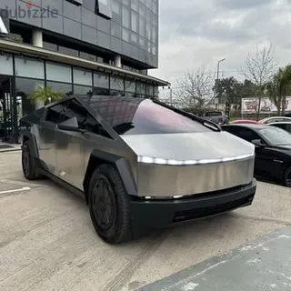 تيسلا Cybertruck 2025