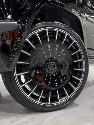 مرسيدس بنز Brabus 2025