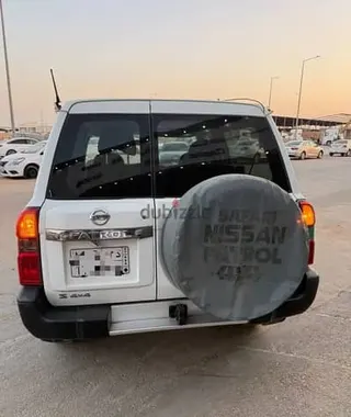 نيسان باترول 2005